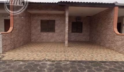 Casa para venda em Matinhos de 87.00m² com 3 Quartos e 3 Garagens