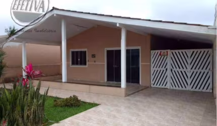 Casa para venda em Matinhos de 220.00m² com 3 Quartos, 1 Suite e 5 Garagens