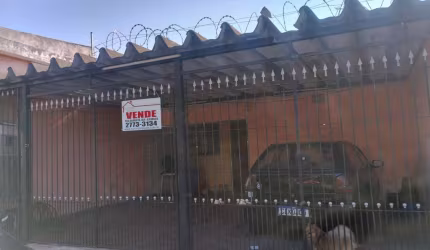 Casa para venda em Limoeiro de 60.00m² com 2 Quartos e 2 Garagens