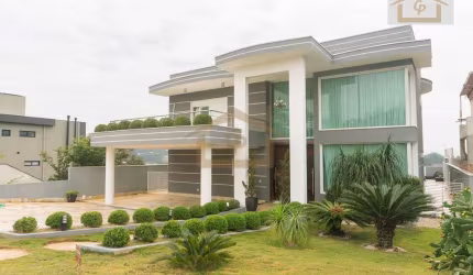 Casa para venda em Jardim Do Golf I de 560.00m² com 5 Quartos, 5 Suites e 4 Garagens