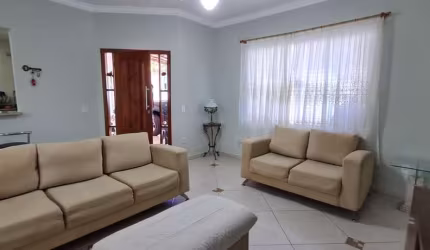 Casa para venda em Residencial Jardim Perolla de 296.00m² com 3 Quartos, 3 Suites e 4 Garagens