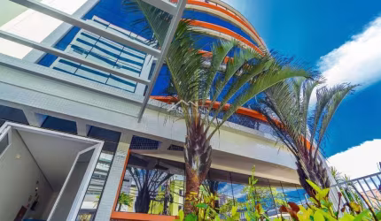 Prédio Comercial para venda em Jardim Do Mar de 1510.00m² com 11 Garagens