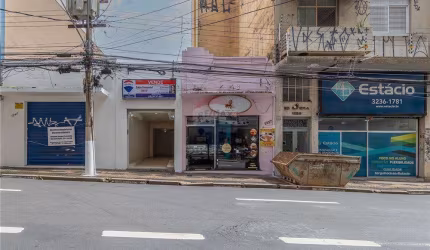 Galpão / Depósito / Armazém para alugar em Centro de 200.00m²