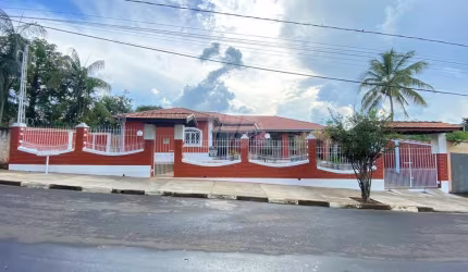 Casa para venda em São Pedro de 300.00m² com 4 Quartos, 4 Suites e 3 Garagens