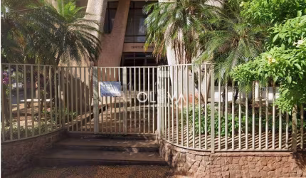 Apartamento para alugar em Vila Santa Cruz de 100.00m² com 3 Quartos, 1 Suite e 1 Garagem