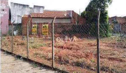 Terreno para venda e aluguel em Residencial Garcia de 823.00m²