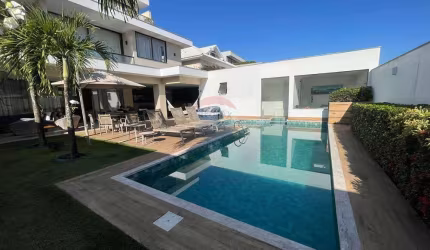 Casa para venda em Barra Da Tijuca de 680.00m² com 6 Quartos, 5 Suites e 3 Garagens