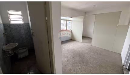 Sala Comercial para alugar em Jardim Castilho de 67.90m²