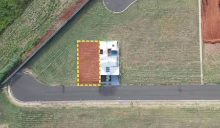 Terreno para venda em Parque Dos Pinheiros de 300.00m²