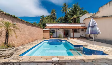 Casa para venda em Tauá de 335.00m² com 3 Quartos, 2 Suites e 2 Garagens