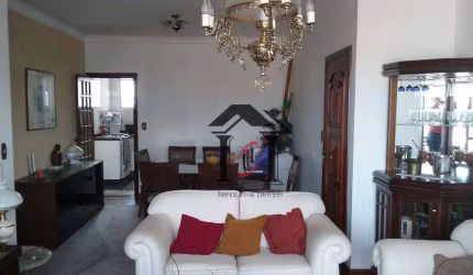 Apartamento para venda em Centro de 130.00m² com 3 Quartos, 1 Suite e 2 Garagens