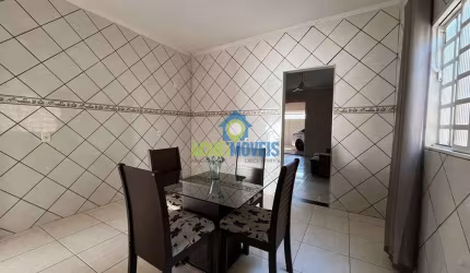 Casa para venda em Jardim Universo de 206.35m² com 2 Quartos e 2 Garagens