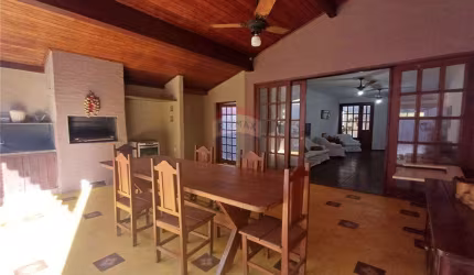 Casa para venda em Jardim Sumaré de 286.00m² com 4 Quartos, 2 Suites e 4 Garagens