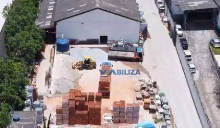 Galpão / Depósito / Armazém para venda em Jardim Bela Vista de 5600.00m² com 5 Garagens