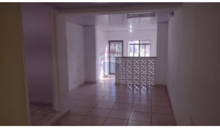 Casa para alugar em Jardim Santa Rosa de 300.00m² com 2 Quartos e 1 Suite