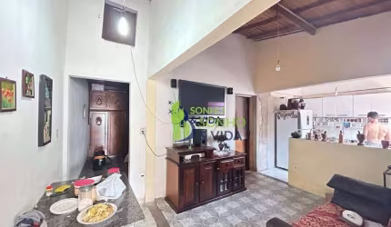 Casa para venda em Conjunto Habitacional Vida Nova de 150.00m² com 3 Quartos e 3 Garagens