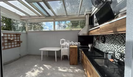 Casa para venda em Granja Viana de 150.00m² com 3 Quartos, 3 Suites e 2 Garagens