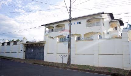Casa para venda em Chácara Santa Fé de 964.63m² com 4 Quartos, 4 Suites e 6 Garagens