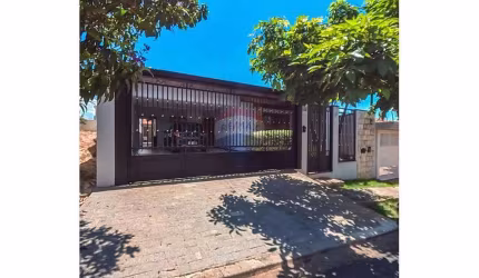 Casa para venda em Jardim Nova Europa de 199.51m² com 4 Quartos e 4 Garagens