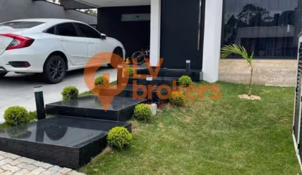 Casa para venda em Cézar De Souza de 175.00m² com 3 Quartos, 1 Suite e 4 Garagens