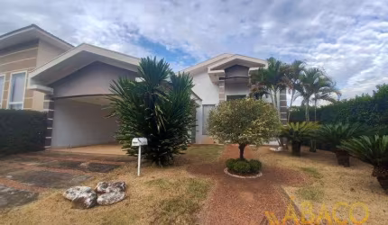 Casa para venda em Swiss Park Residencial de 300.00m² com 3 Quartos, 3 Suites e 4 Garagens