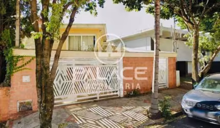 Casa para alugar em Cidade Jardim de 275.00m² com 3 Quartos e 4 Garagens