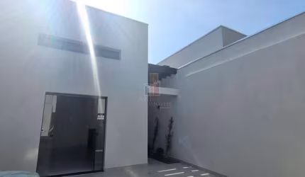 Casa para venda em Jardim Terra Branca de 155.00m² com 3 Quartos, 2 Suites e 2 Garagens