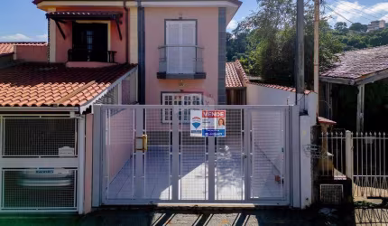 Sobrado para venda em Atibaia Jardim de 143.49m² com 3 Quartos, 1 Suite e 2 Garagens