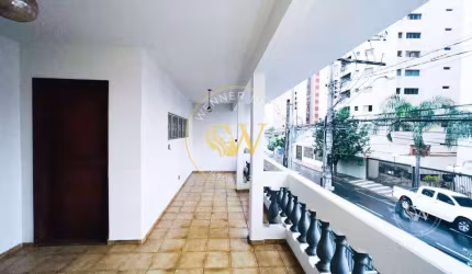 Casa para venda em Vila Imperial de 470.00m² com 8 Quartos, 3 Suites e 2 Garagens