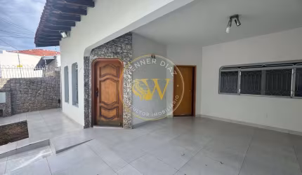 Casa para venda em Vila Santa Cruz de 174.00m² com 3 Quartos, 1 Suite e 2 Garagens