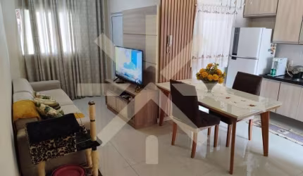 Casa para venda em Jardim Tangará de 54.00m² com 2 Quartos e 2 Garagens