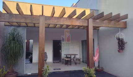 Casa para venda em Parque Giansante de 196.00m² com 3 Quartos, 1 Suite e 4 Garagens
