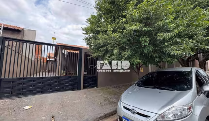 Casa para venda em Jardim Arroyo de 126.00m² com 2 Quartos e 5 Garagens