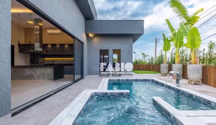 Casa de Condomínio para venda em Parque Residencial Damha Vi de 255.00m² com 3 Quartos, 3 Suites e 4 Garagens