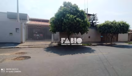Casa para venda em Residencial Mirante de 120.00m² com 2 Quartos, 1 Suite e 2 Garagens