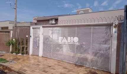 Casa para venda em Residencial Doca Vetorazzo/res Santa Cruz de 140.00m² com 2 Quartos, 1 Suite e 2 Garagens
