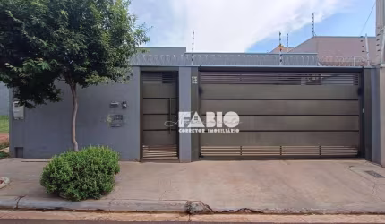 Casa para venda em Jardim Leste de 125.00m² com 2 Quartos, 1 Suite e 2 Garagens