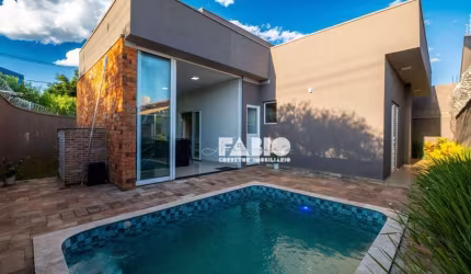Casa para venda em Parque Das Amoras Ii de 150.00m² com 3 Quartos, 1 Suite e 2 Garagens