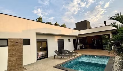 Casa de Condomínio para venda em Jardim Maria Bruschi Modeneis de 260.00m² com 3 Quartos, 3 Suites e 2 Garagens