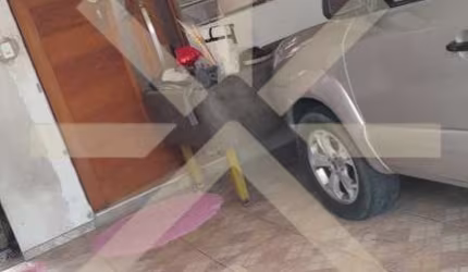 Casa para venda em Parque Santa Felícia Jardim de 165.00m² com 3 Quartos, 1 Suite e 2 Garagens