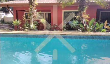 Casa para venda em Jardim Atalaia de 800.00m² com 3 Quartos, 1 Suite e 2 Garagens