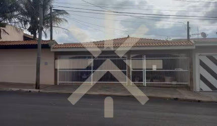 Casa para venda em Jardim Dos Coqueiros de 250.00m² com 3 Quartos, 1 Suite e 2 Garagens