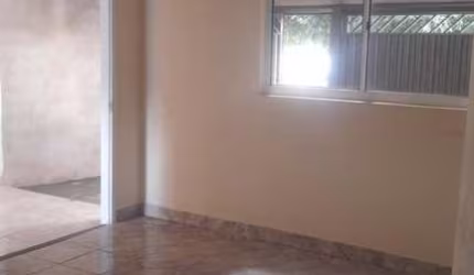 Casa para venda em Jardim Maria Das Graças de 215.00m² com 3 Quartos e 1 Garagem