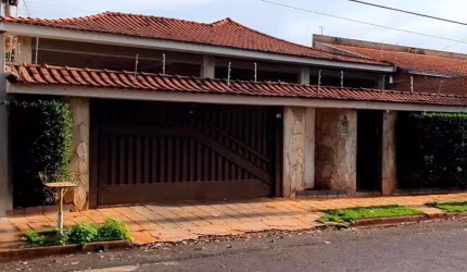 Casa para venda em Parque Residencial Cidade Universitária de 490.00m² com 3 Quartos, 1 Suite e 4 Garagens
