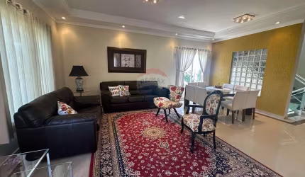 Casa de Condomínio para venda em Condomínio Reserva Da Serra de 393.00m² com 4 Quartos, 2 Suites e 8 Garagens