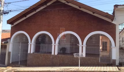 Casa para venda em Vila São João Da Boa Vista de 239.00m² com 3 Quartos, 1 Suite e 2 Garagens