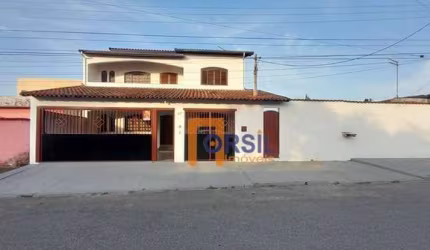 Sobrado para venda em Centro de 482.00m² com 6 Quartos, 2 Suites e 4 Garagens