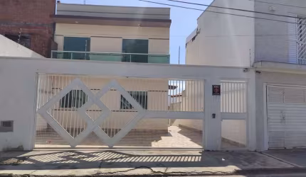 Sobrado para venda em Parque Olimpico de 175.00m² com 3 Quartos, 1 Suite e 3 Garagens