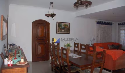 Sobrado para venda em Jardim Pinhal de 363.00m² com 5 Quartos, 1 Suite e 4 Garagens