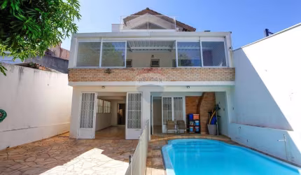 Casa para venda em Jardim Rosália Alcolea de 393.00m² com 4 Quartos, 4 Suites e 6 Garagens